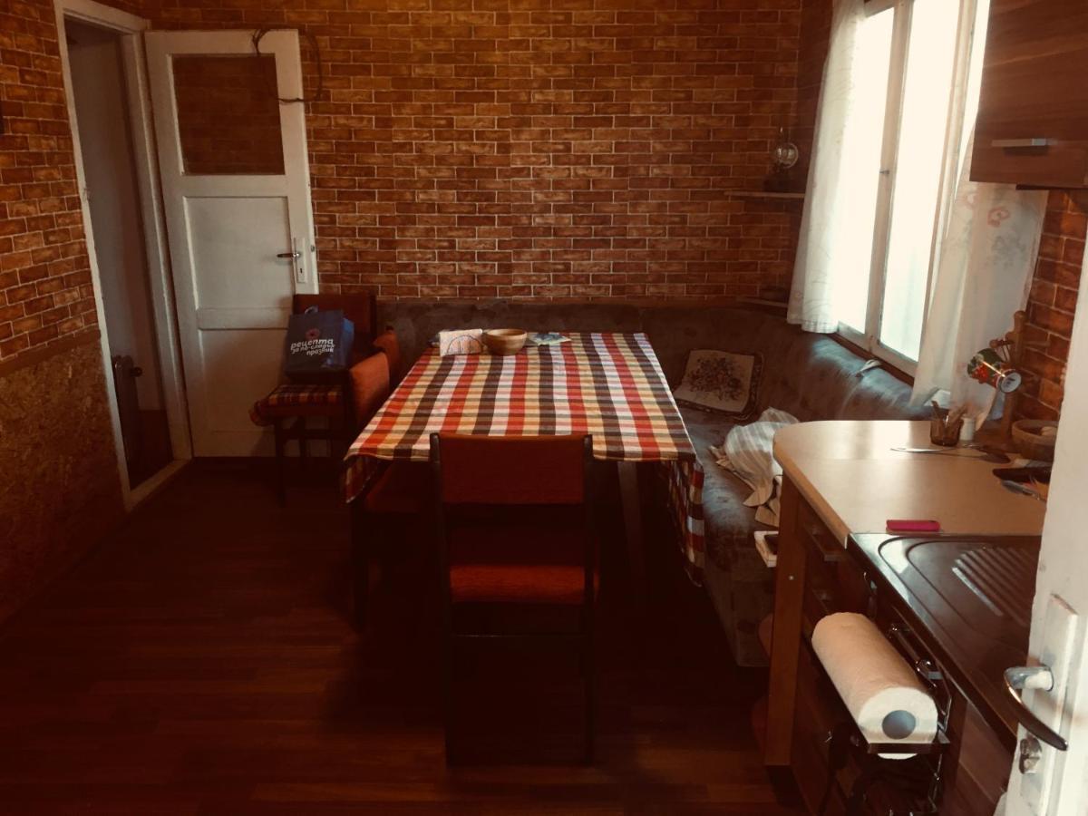 Бунгало- Bungalow Kavarna Dış mekan fotoğraf
