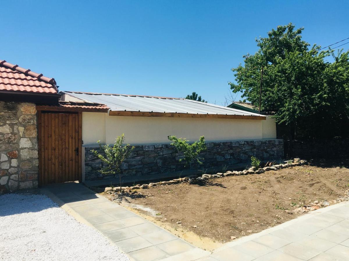 Бунгало- Bungalow Kavarna Dış mekan fotoğraf